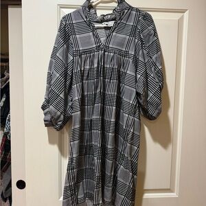 Never a Wallflower Puff sleeve dress